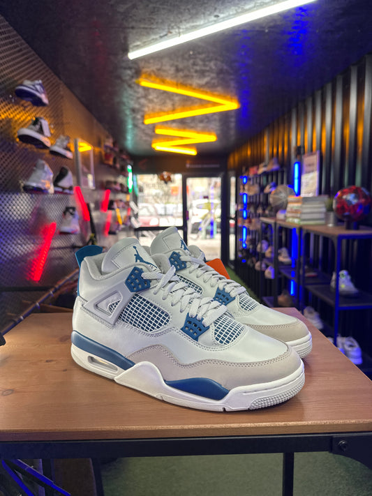 AIR JORDAN 4 MILITARY BLUE